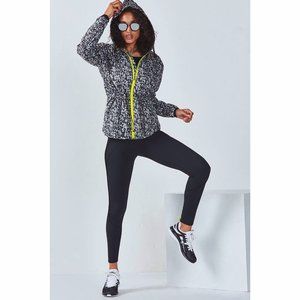 Fabletics Siena Lightweight Hooded Windbreaker Rain Jacket Coat Small Mesh Lined